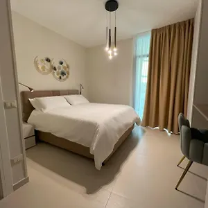 Red Bridges House Apartment